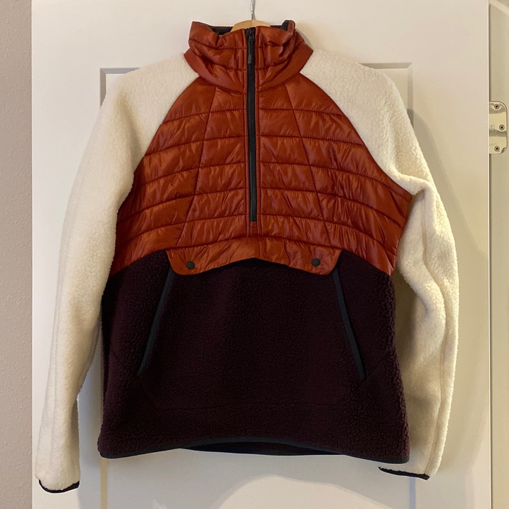 Mountain Hard Wear 1/4 Zip - Sherpa and Puffy - Size M